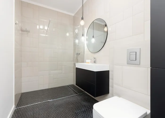 Minimalist In With Parking Near Kaliska By Renters * Łódź